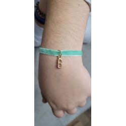 Pulseras terciopelo con inicial