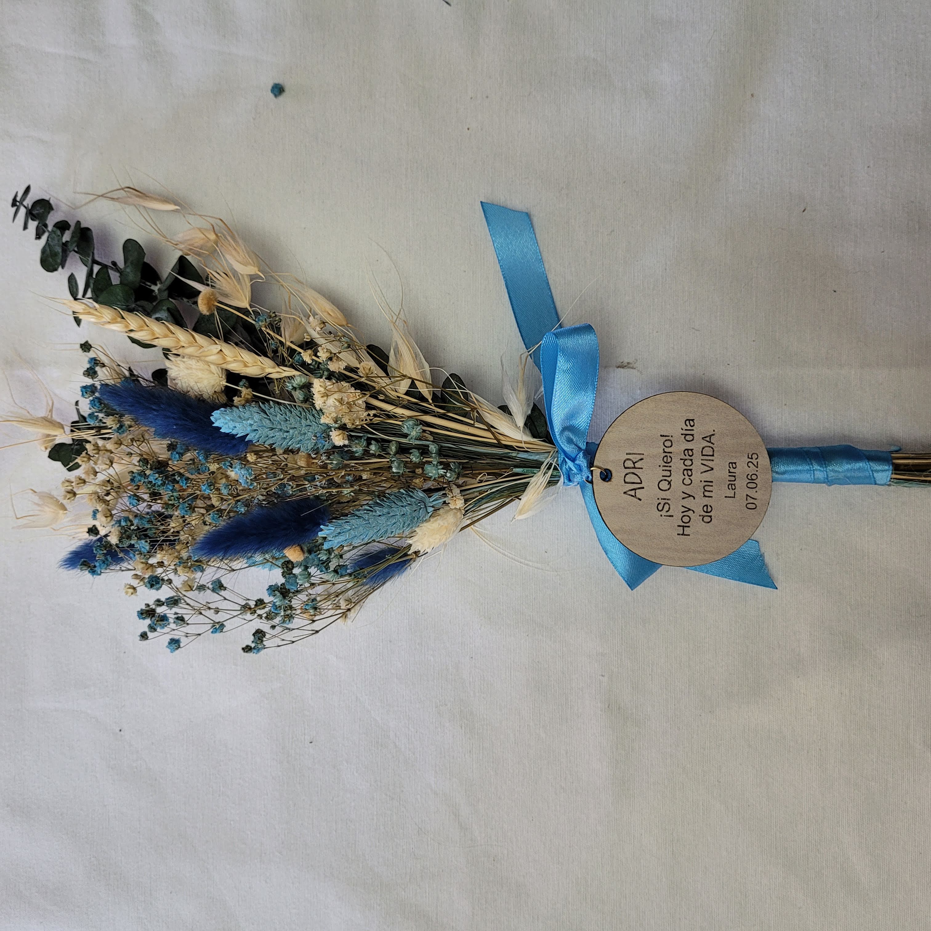Ramo flores preservadas con chapa personalizada