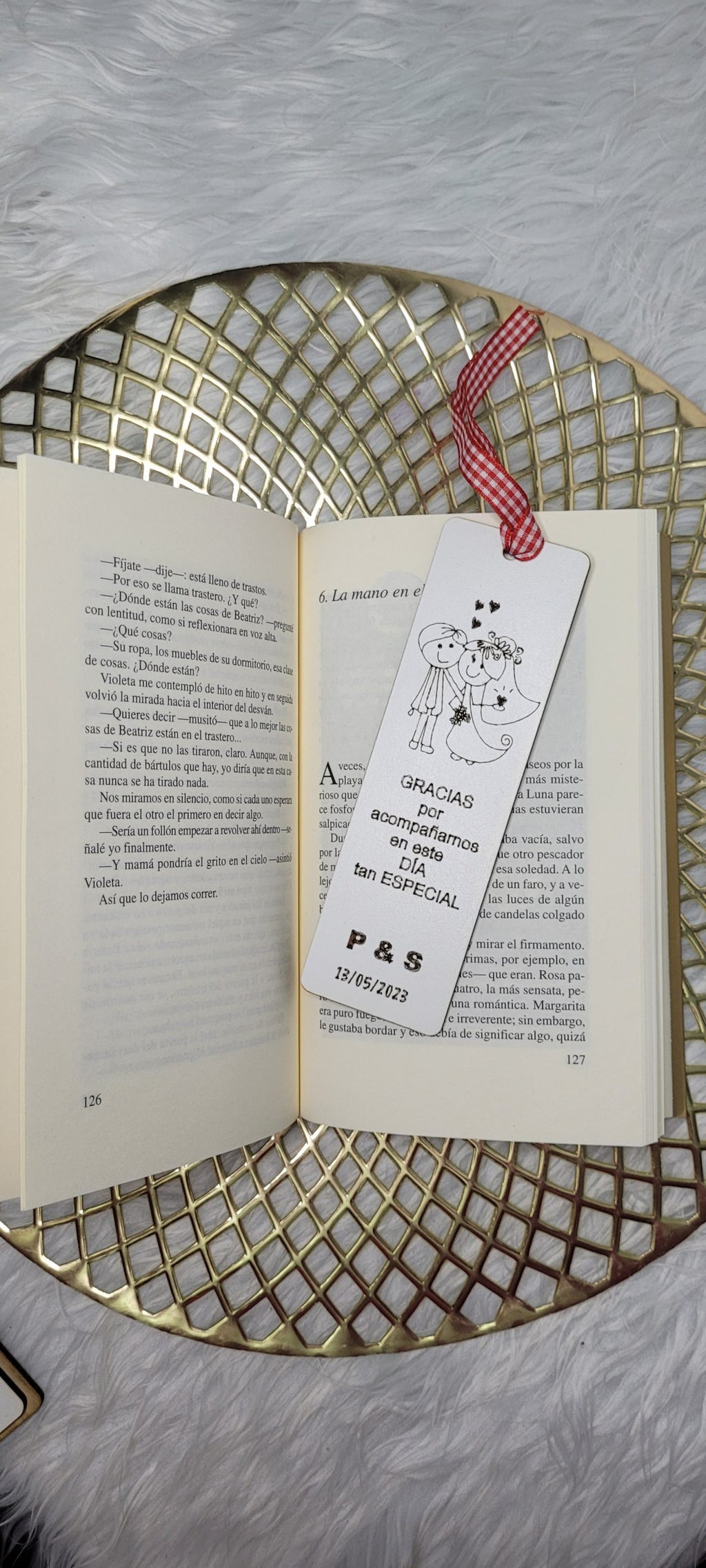 Marcapáginas de madera personalizados