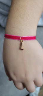 Pulseras terciopelo con inicial