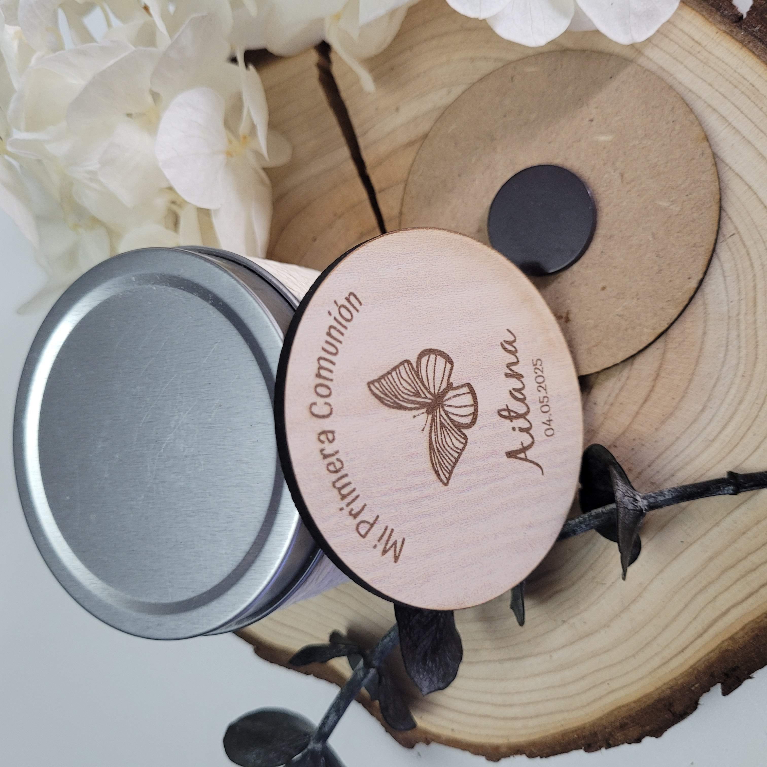 Vela personalizable con tapa madera con imán para comuniones