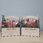 Cesta de flores preservadas con dedicatoria