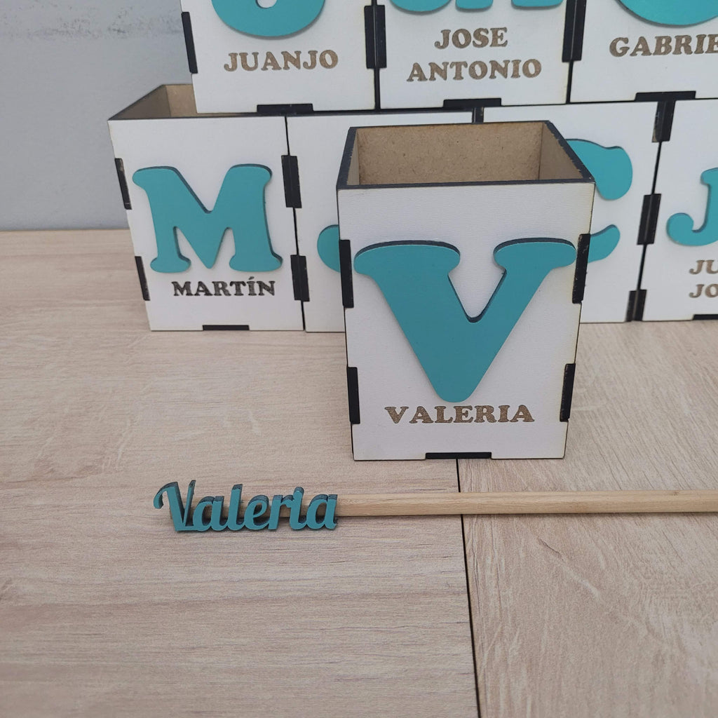 Botes porta lápices personalizados