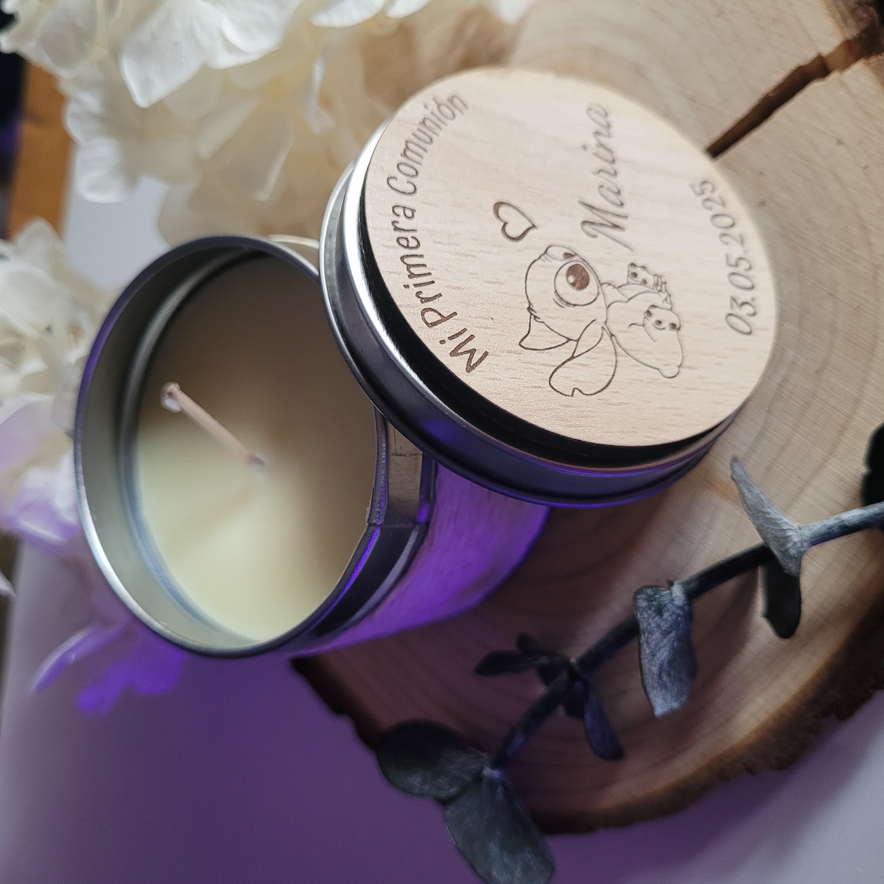 Vela personalizable con tapa madera con imán para comuniones